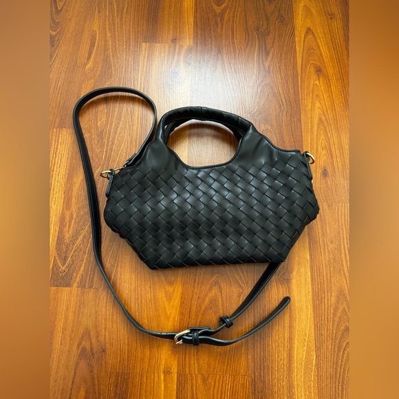 Urban Expressions Handbags - Urban Expressions Black Woven Vegan Leather Crossbody Bag